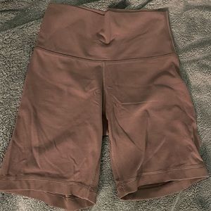 Aritzia TNAButter Atmosphere Biker Shorts 7”